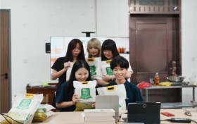 硒润乡野，青春助播  ——“红心筑梦”实践队开展直播助农实践活动
